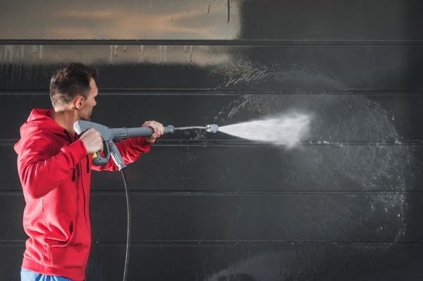 Exterior Washing in Thousand Oaks