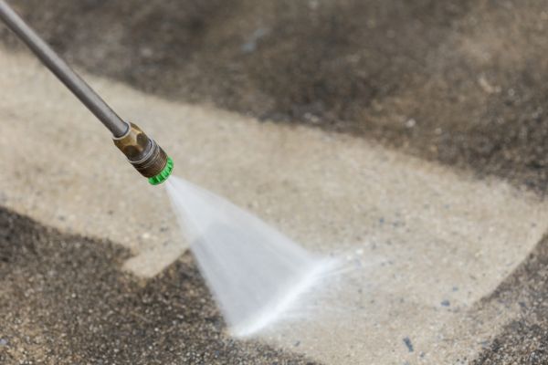 Garage Floor Power Washing in Thousand Oaks