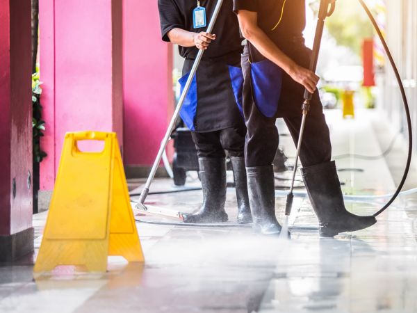Commercial Power Washing in Thousand Oaks