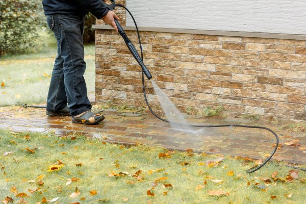 Residential Powerwashing in Thousand Oaks